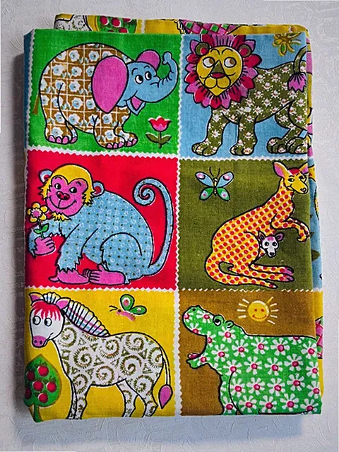 CUTE!! VTG 60'S MOD HIPPY ZOO ANIMALS PATCHWORK HANDMADE STANDARD PILLOWCASE
