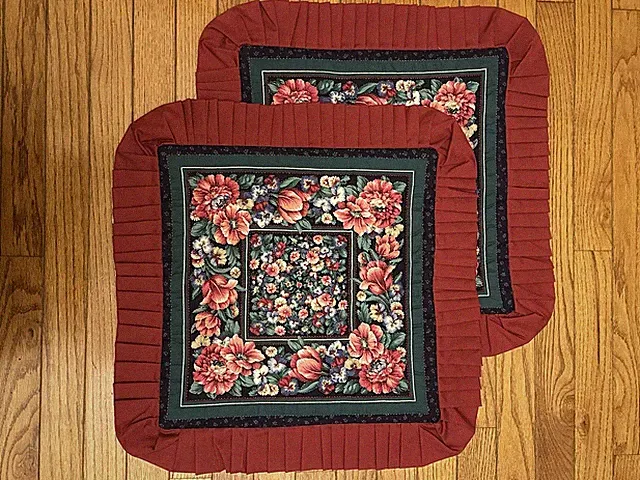 NOS Handmade Quilted Floral Pillow Shams 20x20 Set of 2