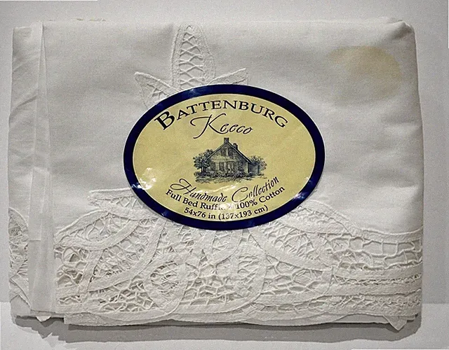 Vintage Keeco Handmade Collection Battenburg Full Bed Ruffle 100% Cotton **READ